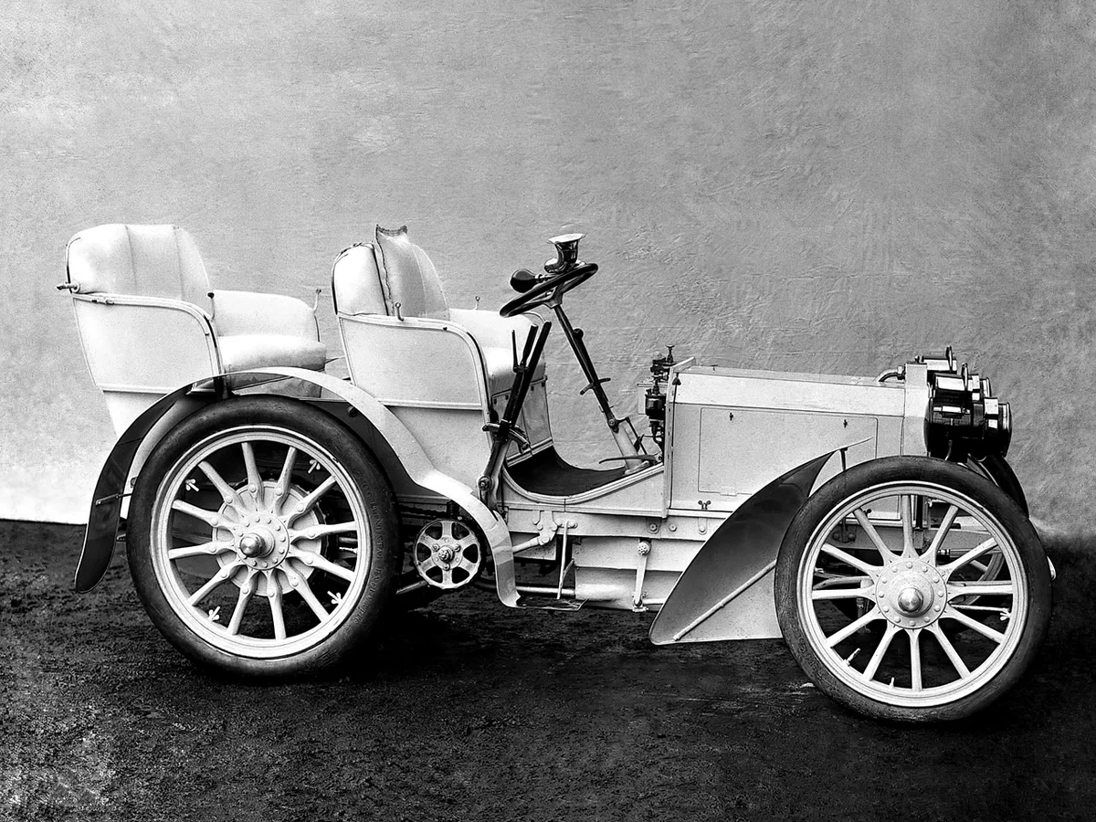 Первая машина выпущена. Мерседес-35ps. Mercedes 35hp 1901. Mercedes 35 PS. Mercedes 35 PS 1901.
