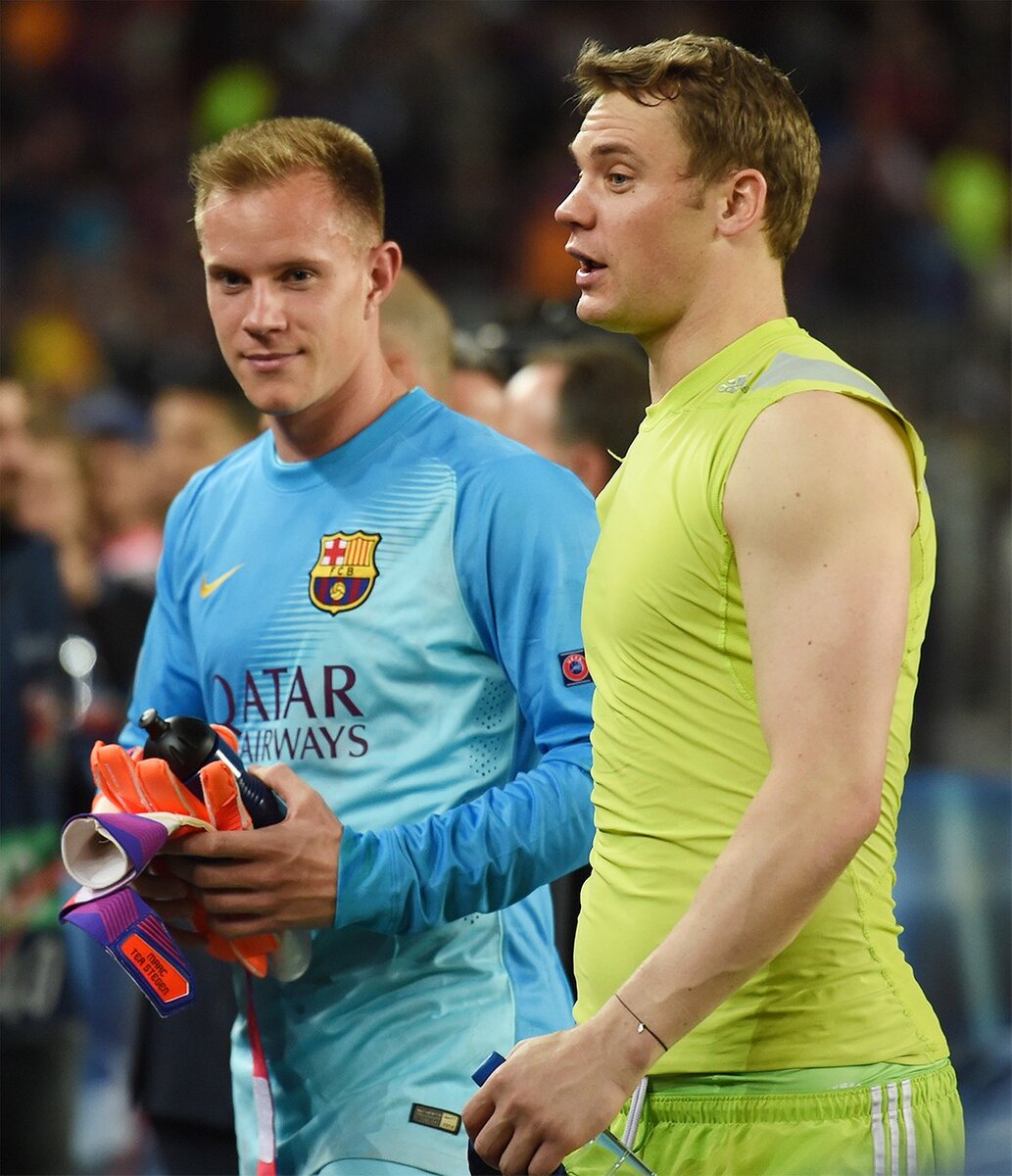 Тер Штеген и Нойер. Фото с сайта sport24.ru