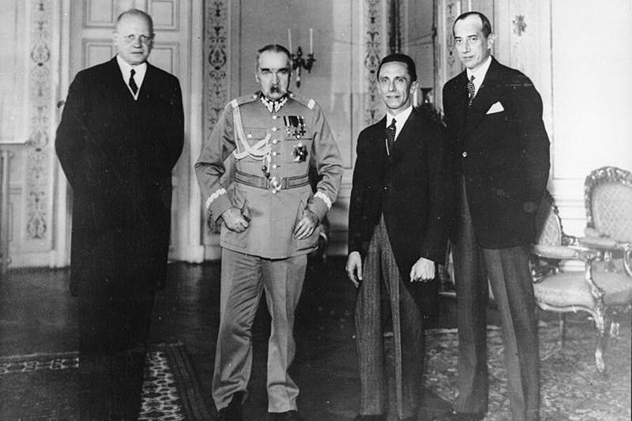 Пилсудский и Геббельс