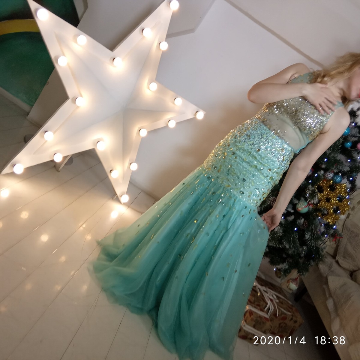 А это  я такая красотка! Пока без лица!