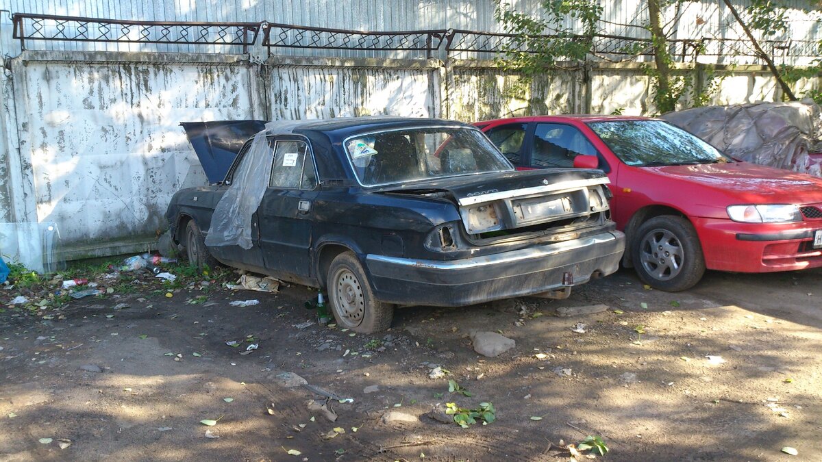 Брошенные автомобили заполнили дворы Москвы | Охотник за брошенными АВТО |  Дзен