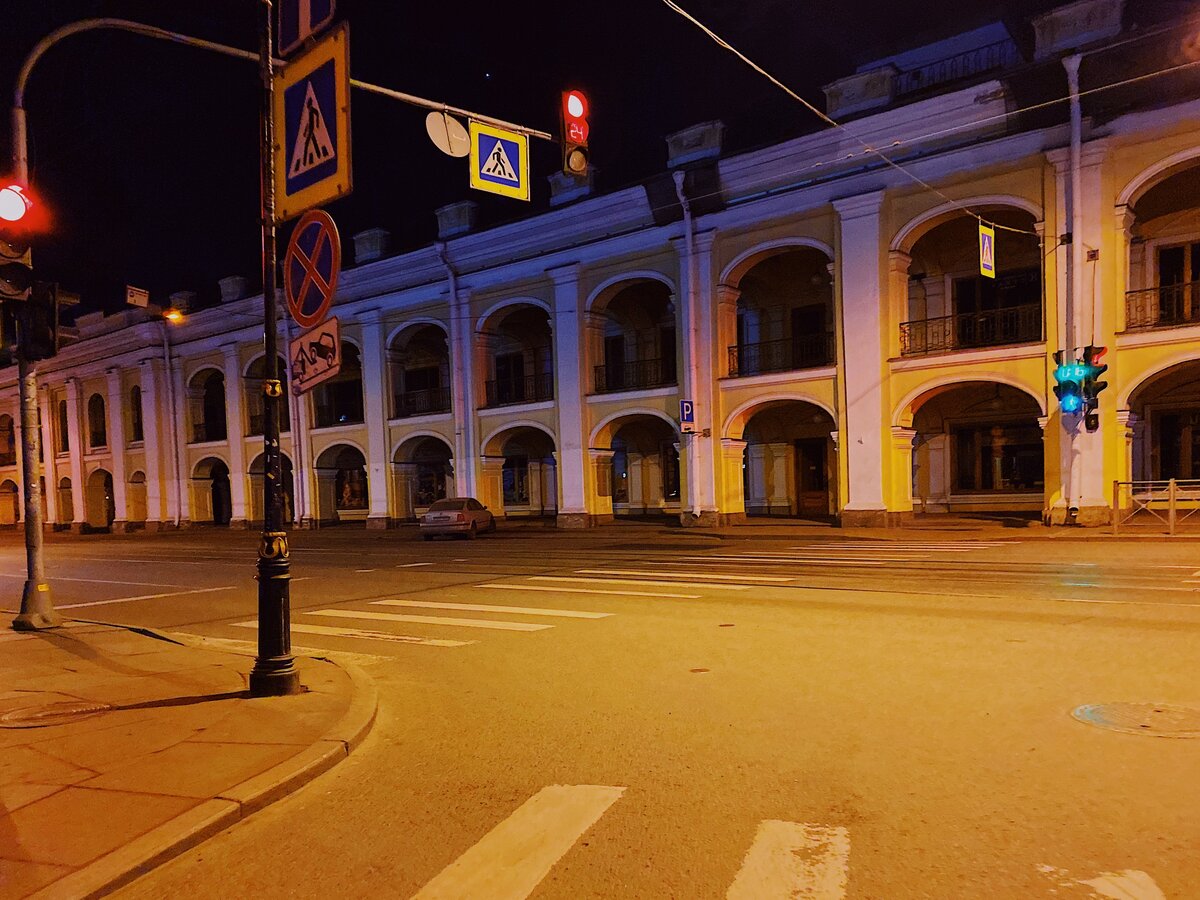 Питер без людей. Фото Питера без людей.