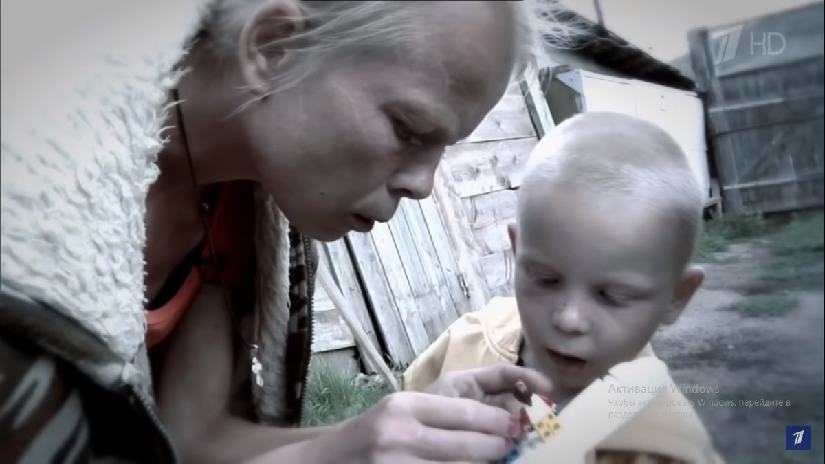 Скриншот YouTube "Первый канал" Мужское / Женское - Артемка. Выпуск от 16.08.2017 