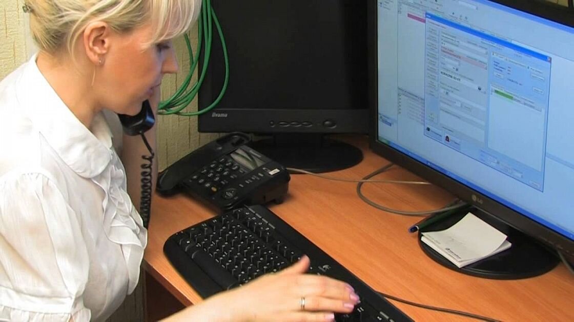 диспетчер аварийно-диспетчерской службы. диспетчера ищущие работу. диспетчерская служба такси. грузовик и диспетчер. диспетчера ищущие работу.