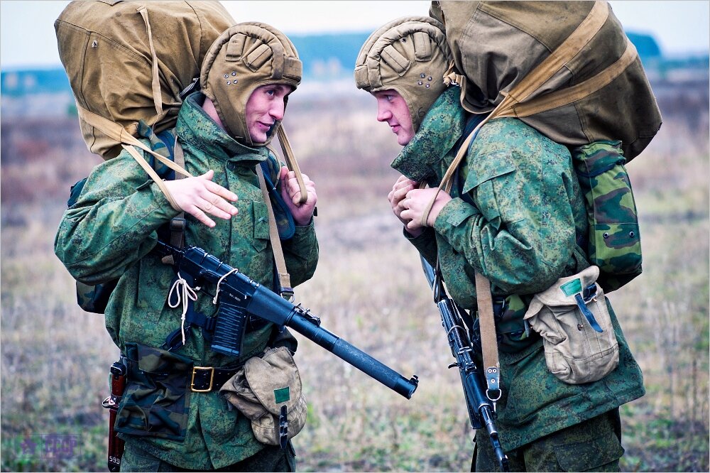 С армейским другом. 16 Бригада гру. Спецназ гру 16 ОБРСПН. 16 Бригада СПН. 16 Бригада спецназа гру Тамбов.