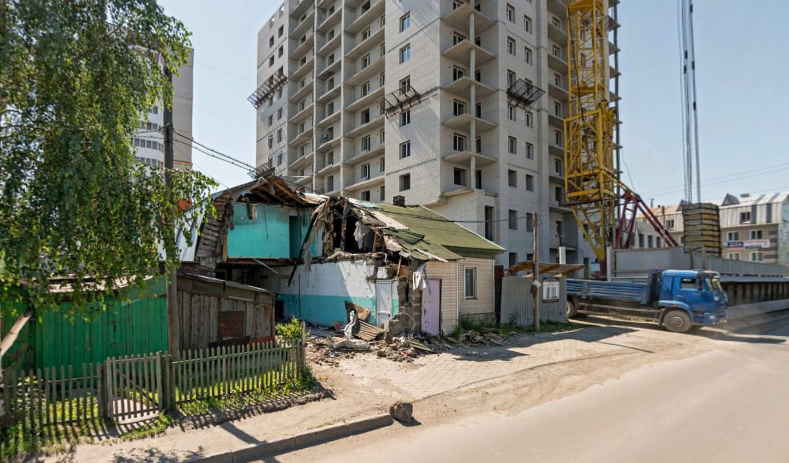 Дом Горбунова на Молодежной, 109 в Барнауле