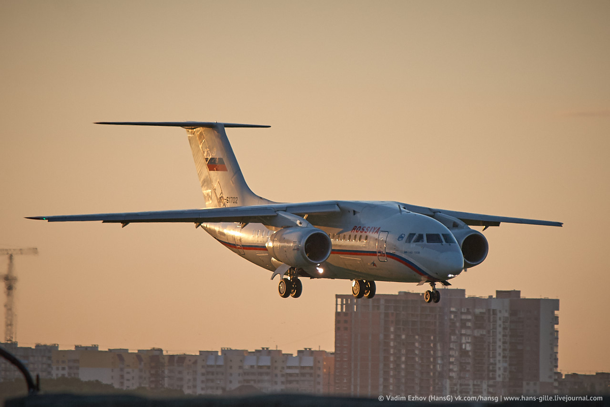 Последний самолет. АН 148. АН-148 В Пулково. АН-148 взлет. АН 148 Ангара.