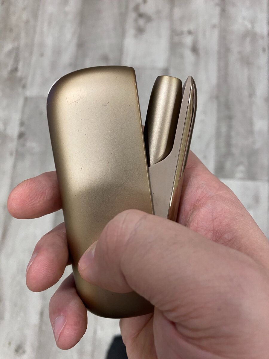 Лежит теперь без дела