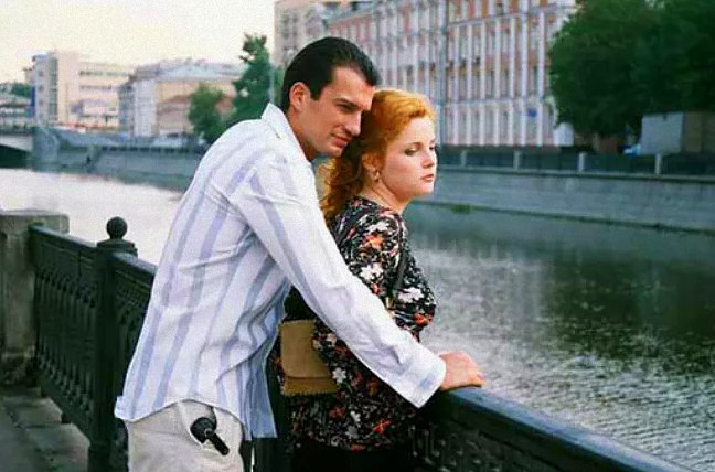 кадр из фильма «Свободная женщина»