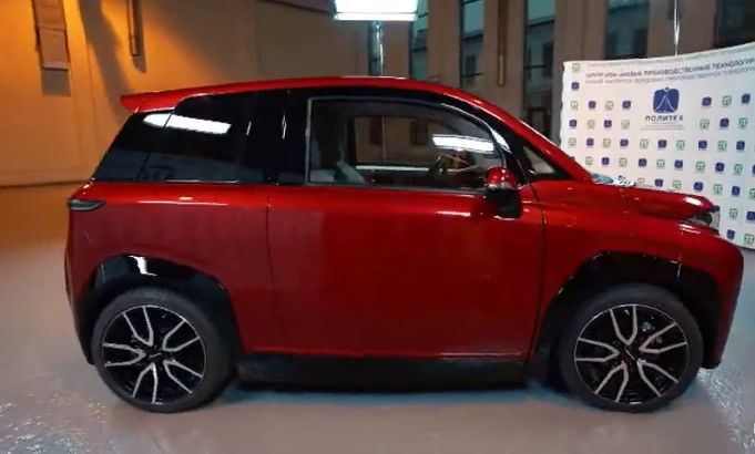 Фото: Электромобиль "КАМАЗ"