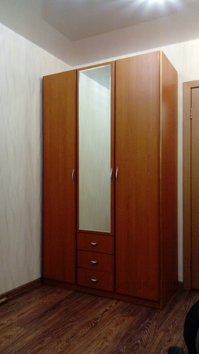 Шкаф до переделки, фото автора