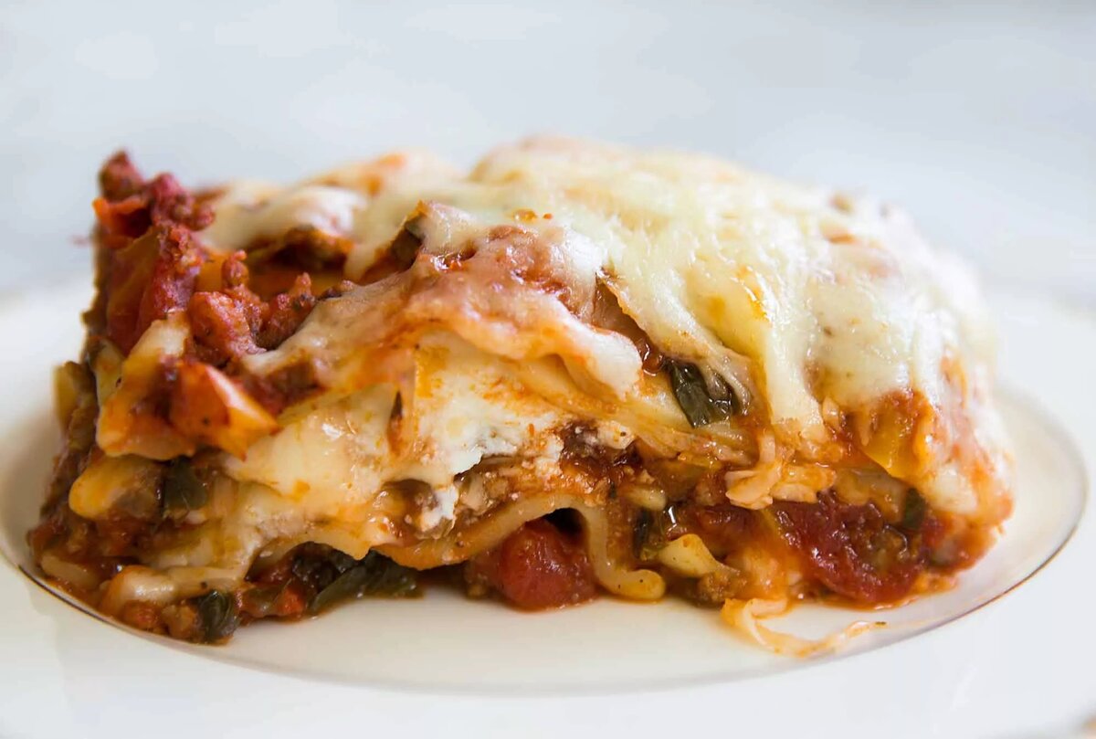 Лазанья рецепт из готовых листов. Simple Recipes. Lasagna Noodles. Lasagna перевод.