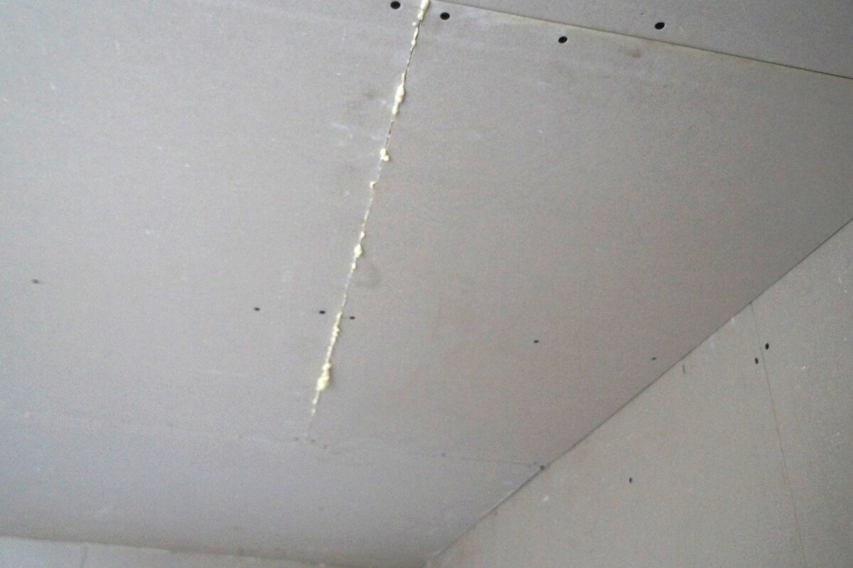 Штукатурка потолка из гипсокартона: способы и этапы работ - Московский ремонтник