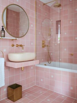 10 идей по применению серой плитки в ванной комнате