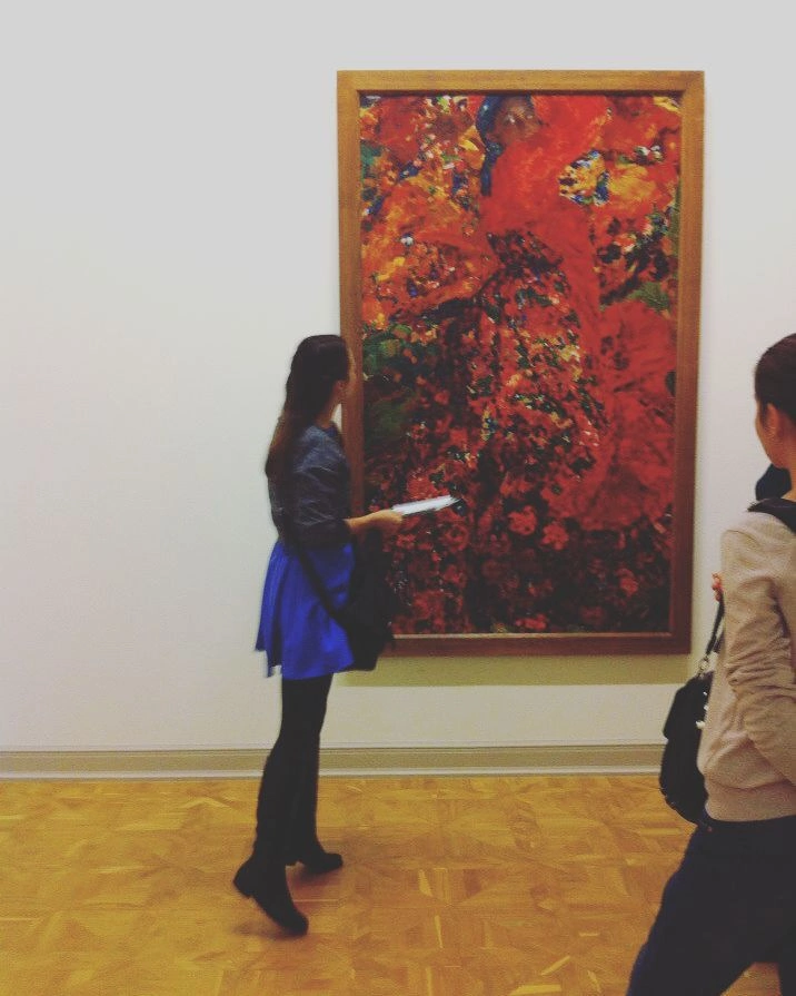 Это я давно в Русском музее рассказываю своим одногруппникам о картинах Малявина