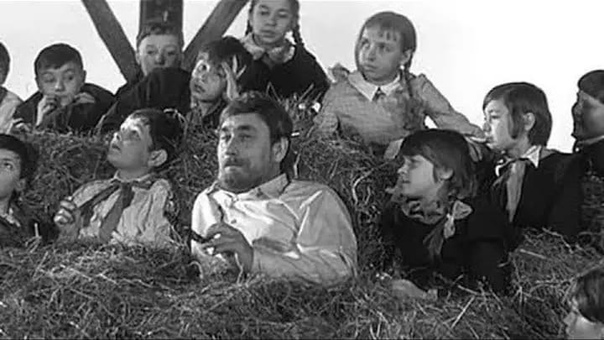 Кадр из фильма "Зимородок" взят для иллюстрации из Яндекс Картинки.  