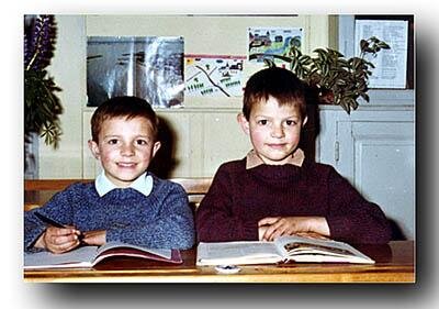 Марк-Антуан с братом