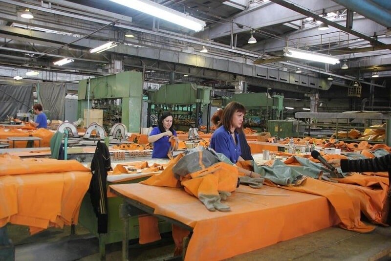    Рекордоносный зерноуборочный комбайн и уникальные приводные ремни на АГРОСАЛОН 2022