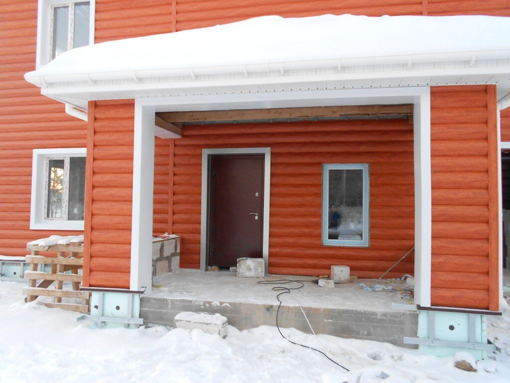 Сайдинг венец двухволновой. Можно ли обшивать сайдингом зимой. Пристройка к сайдингу. Металлический сайдинг с утеплителем. Можно ли обшивать сайдингом зимой.