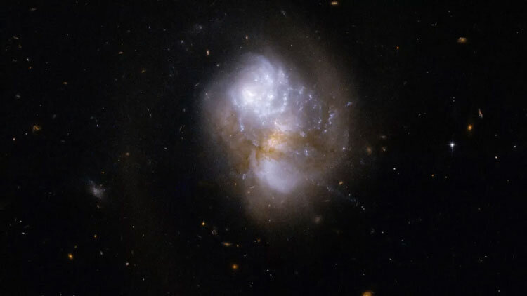    Источник изображения: NASA, ESA, the Hubble Heritage Team (STScI/AURA)-ESA/Hubble Collaboration and A. Evans (University of Virginia, Charlottesville/NRAO/Stony Brook University))