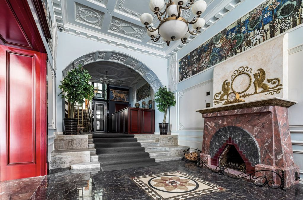 Отель AKYAN St. Petersburg 4* 