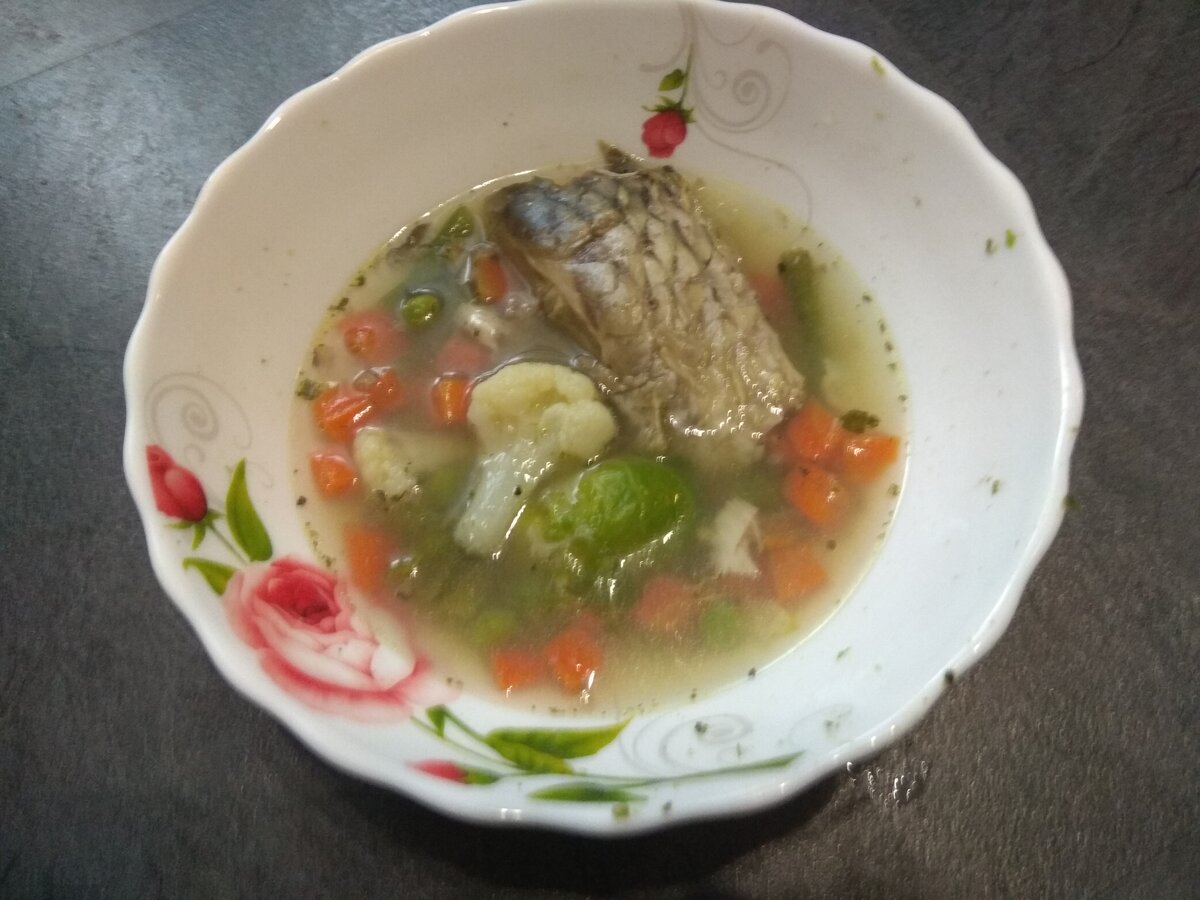 Суп из карпа и брюссельской капусты - вкусно и недорого