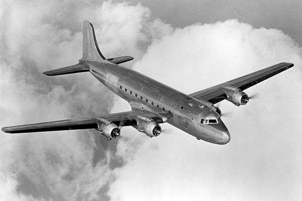 Рейс 914. Douglas DC-4 рейс 914. Самолёт Пан Американ рейс 914. Самолет призрак рейс 914. Пан Американ 914 рейс Нью Йорк-Майами.