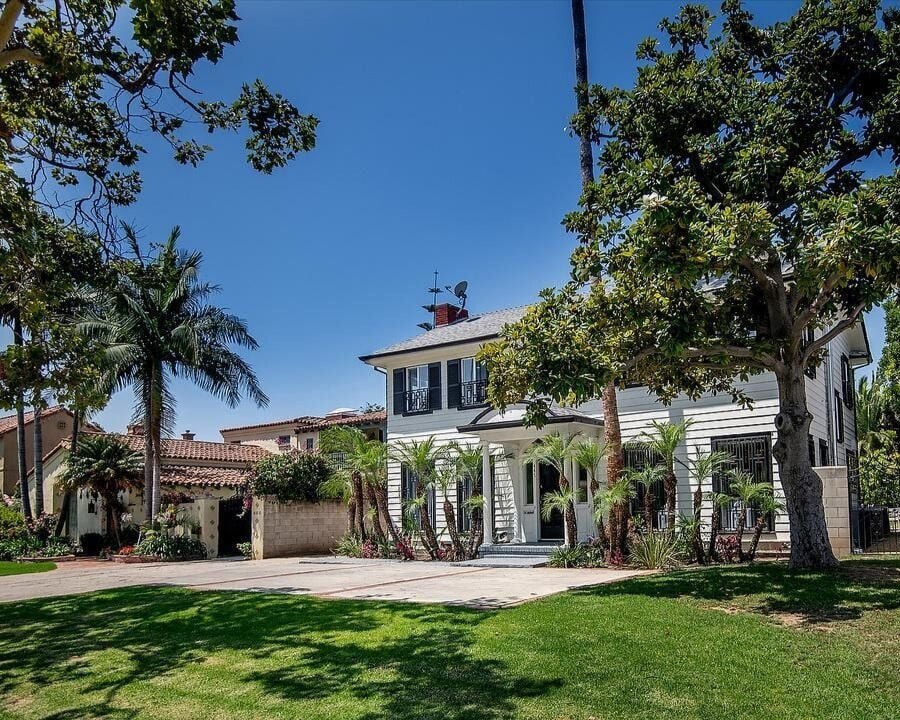 Фото: The Bienstock Group and MLS