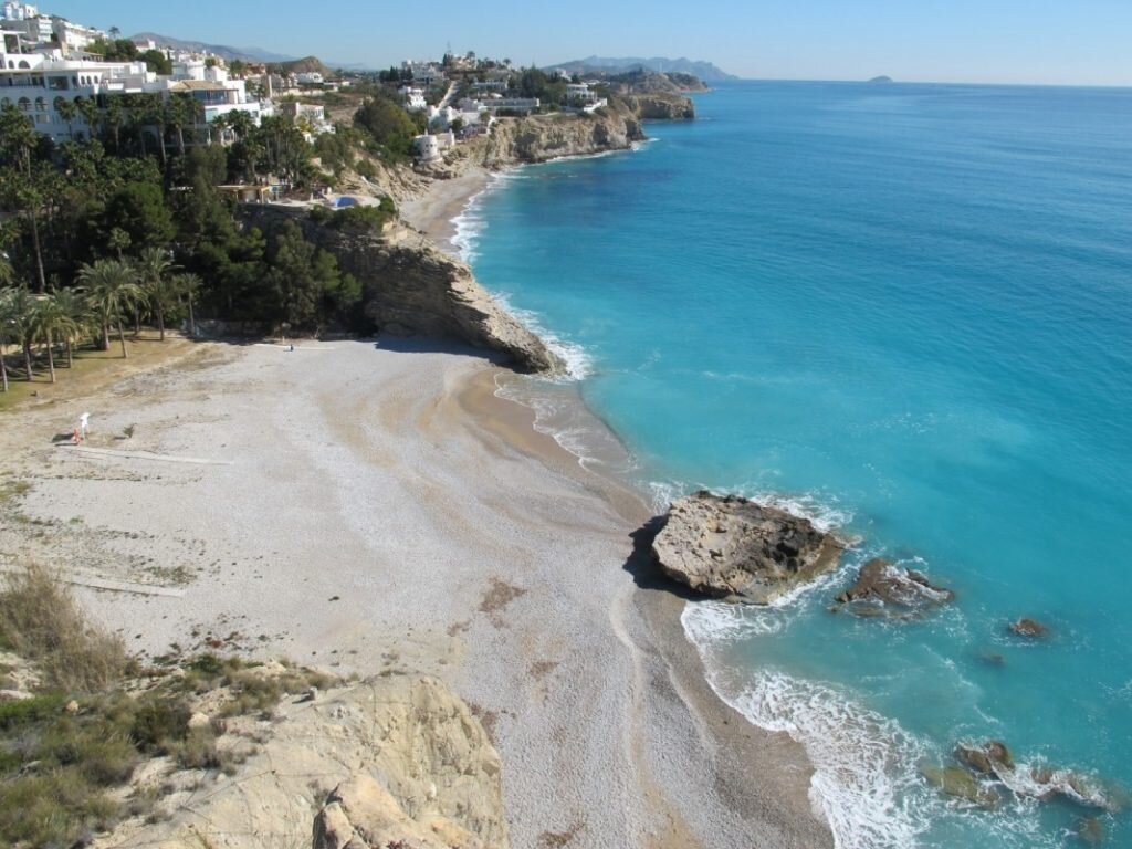 Ла вильяхойоса. Villajoyosa (Аликанте). Вильяхойоса Испания. Бухта ла-Калета. Ла-Вильяхойоса в провинции Аликанте..