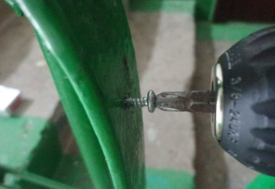 Фото: umnyestroiteli.ru/uploads/posts/2015-03/1425634846_metal-pri-pomoschi-lm.jpg