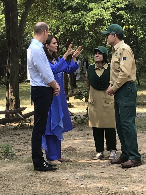Тур в Пакистан: Кейт и Уильям посетили школу для девочек и национальный парк