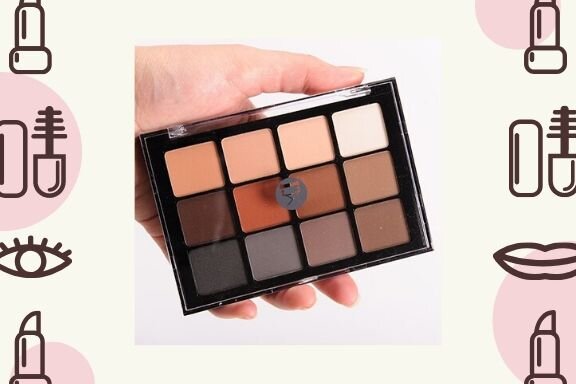 В палитре 12 оттенков