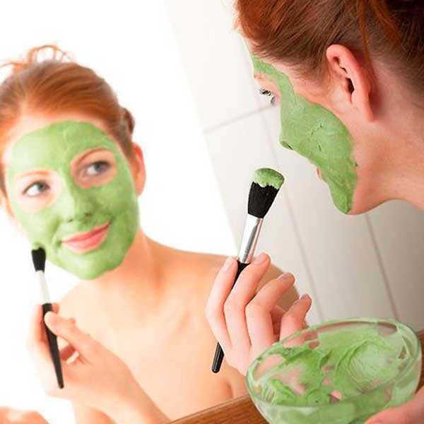 https://g0.sunmag.me/sunmag.me/wp-content/uploads/2016/06/pinterest-diy-face-masks-avocado-600x600.jpg