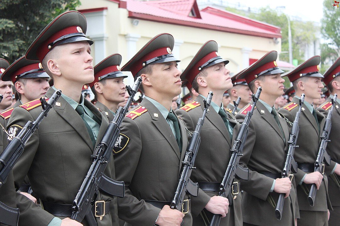 Военно национальные войска. Институт национальной гвардии Саратов. СВКИ Саратов офицеры. Военный институт национальной гвардии Саратов. СВКИ ВВ МВД Саратов.