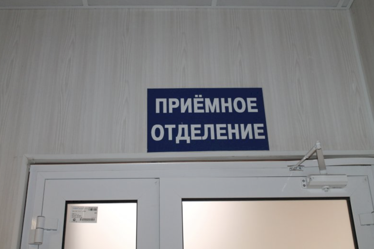 Приемный покой екатеринбург. Детская психиатрическая больница Екатеринбург. Приемная психиатрической больницы. Название кабинетов в больнице. Психиатрическая больница Екатеринбург детство.