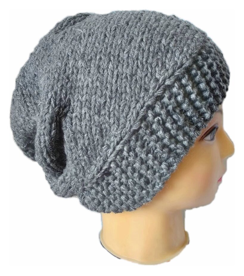 шапка спицами поперечным вязанием