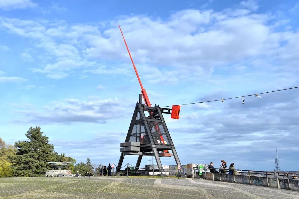Метроном. Листайте далее.