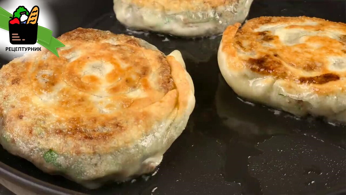 От коронавируса не поможет, зато вкусно. Жаренные пирожки с фаршем - буреки, приготовил - очень понравилось