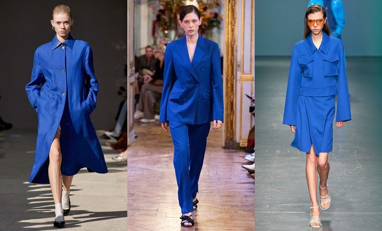 Самый популярный цвет в одежде 2020 года : благородный  синий .