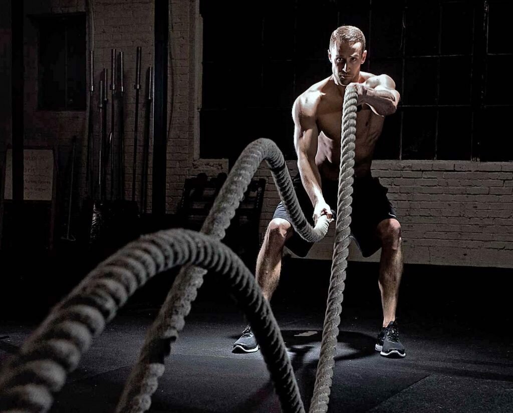 Поставь лайк на статью, если для тебя кроссфит-это жизнь. Источник-(zen.yandex.com)