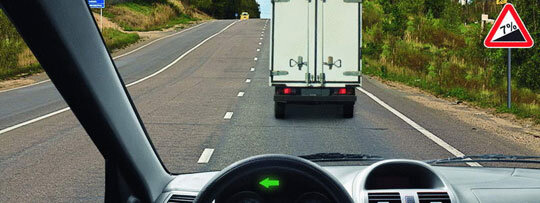 Классическое начало подъема. Такой формат дорог весьма характерен для трасс федерального и регионального уровня.