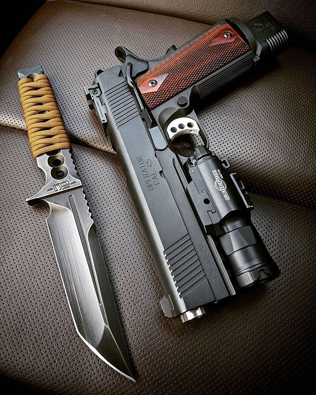 например Colt 1911