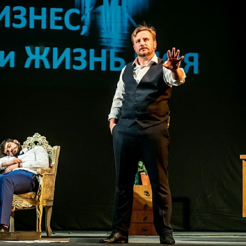 промокод “BENUA” который даст скидку 500 рублей