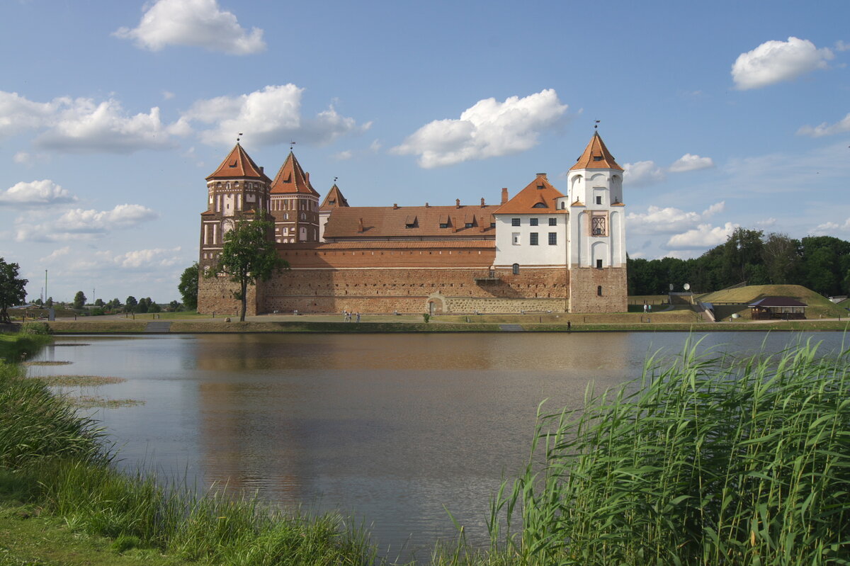 Старые фото мирский замок