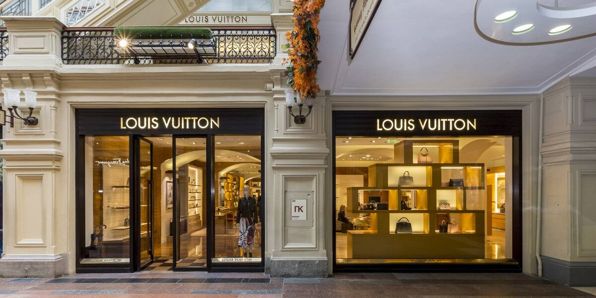 Магазин  Louis Vuitton