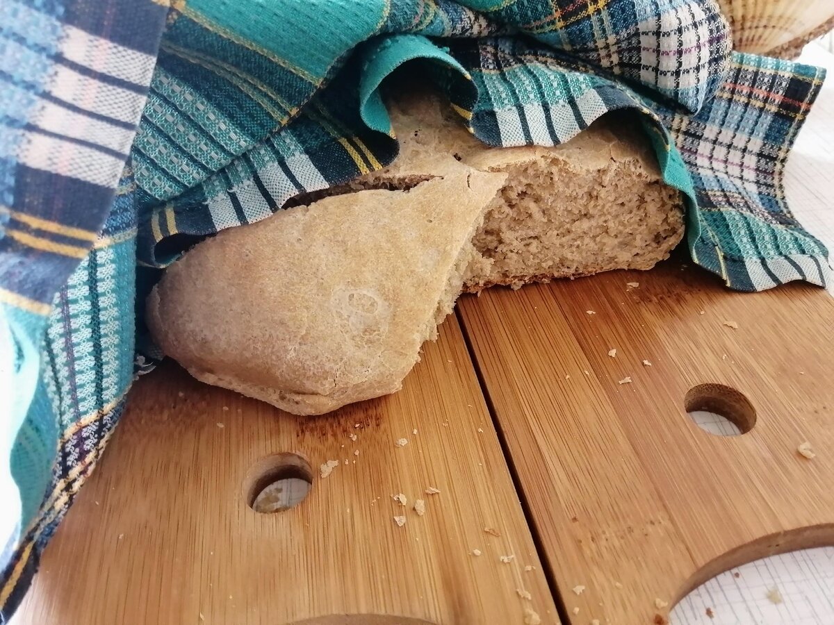 Так выглядит готовый каравай. Фото автора