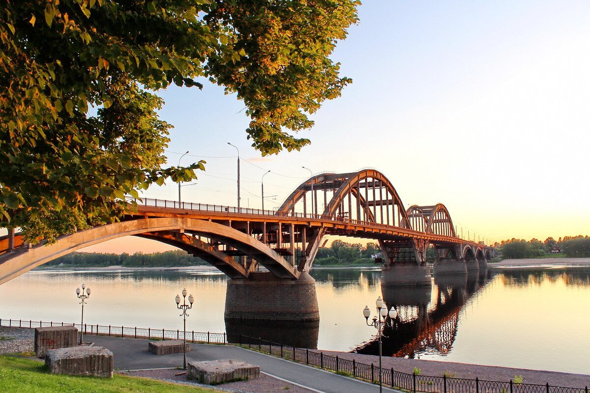 Рыбинский мост через Волгу