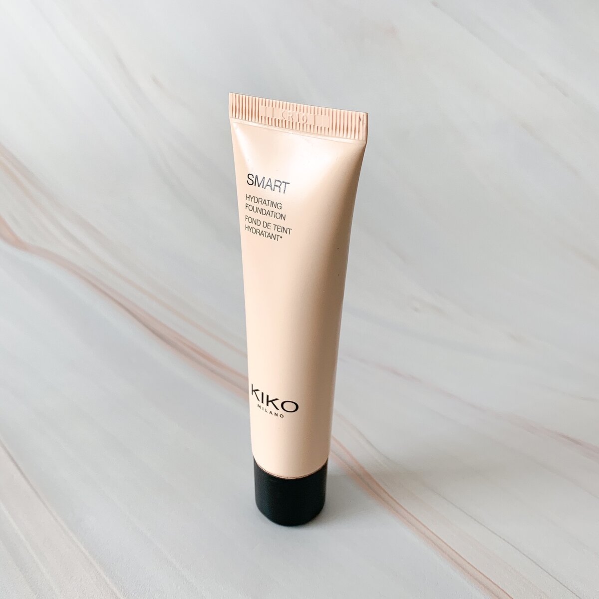 Kiko - Smart Hydrating Foundation