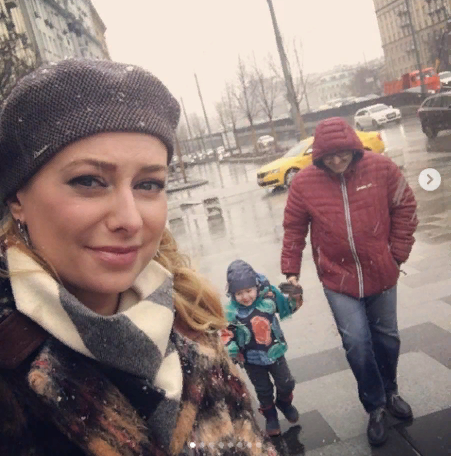 Алёна Дублюк с мужем и сыном.Фото Яндекс.Картинки.