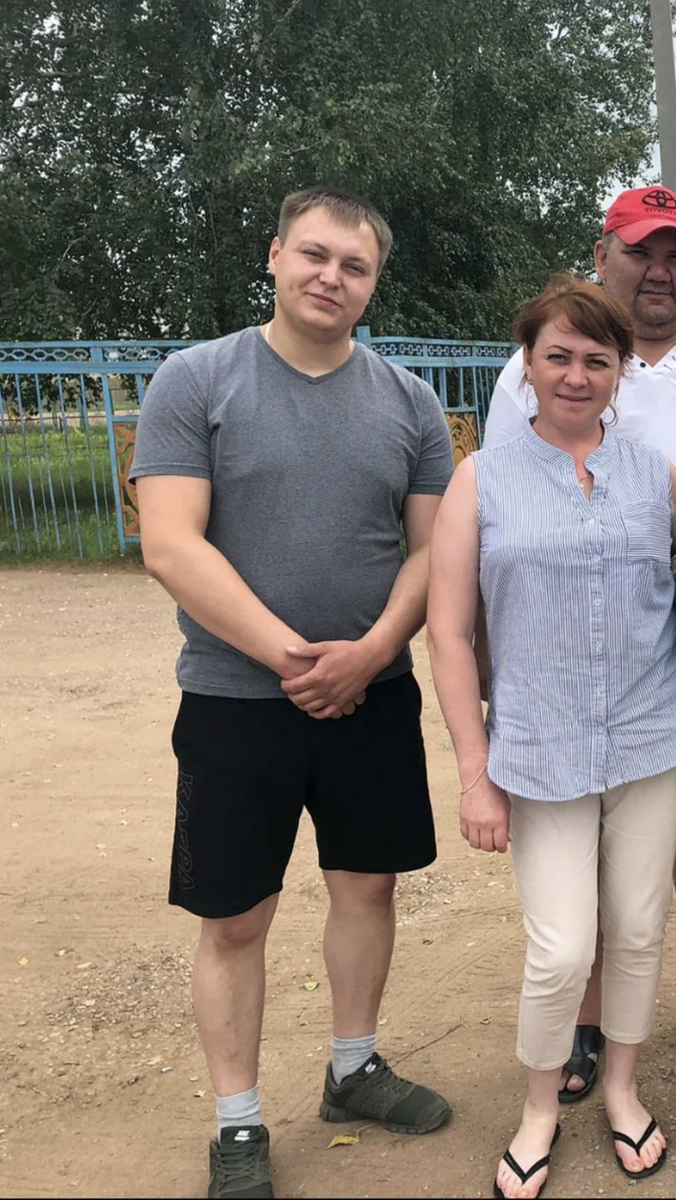 а это я  2019году . СМОТРИТЕ КАКИМ Я СТАЛ НА ФОТО В КОНЦЕ ПОСТА